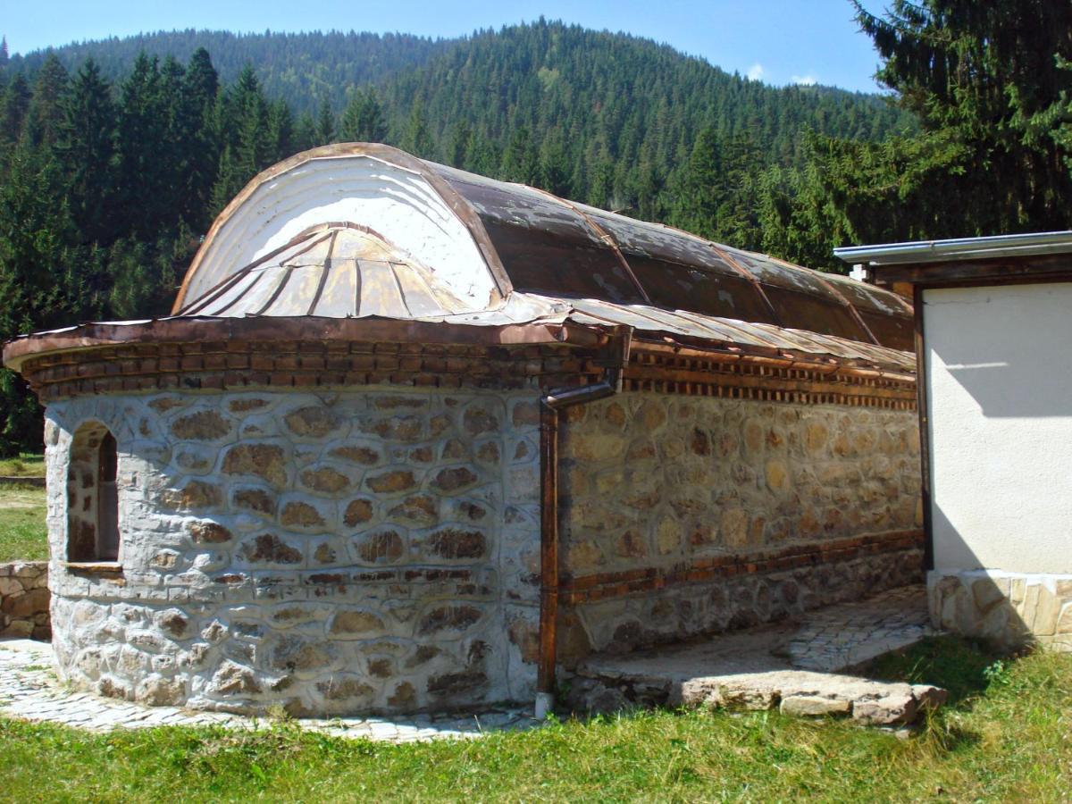 Ваканционно Селище Ива Sarnitsa Exterior photo